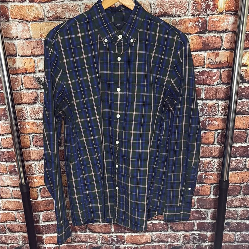 J Crew Navy and Forest Plaid Button Down Shirt pocket medium slim